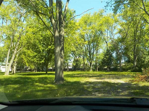 0.92 Acres of Residential Land for Sale in Chesterton, Indiana