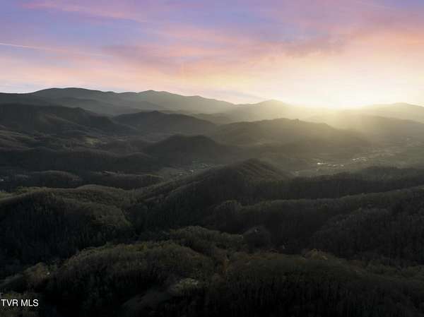 10.3 Acres of Land for Sale in Roan Mountain, Tennessee