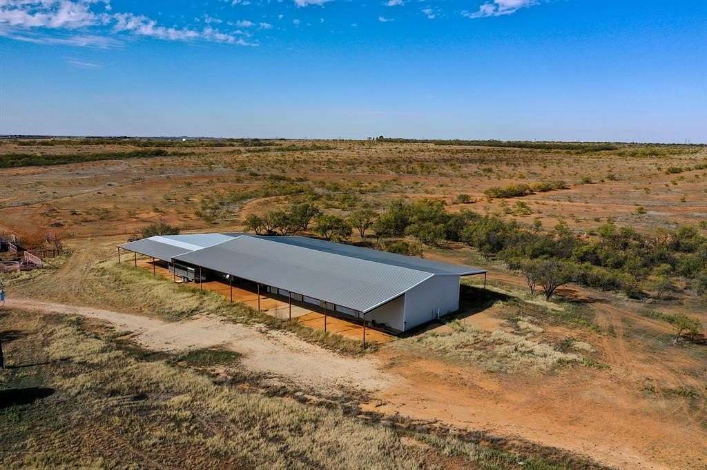 100 Acres of Recreational Land & Farm for Sale in Colorado City, Texas