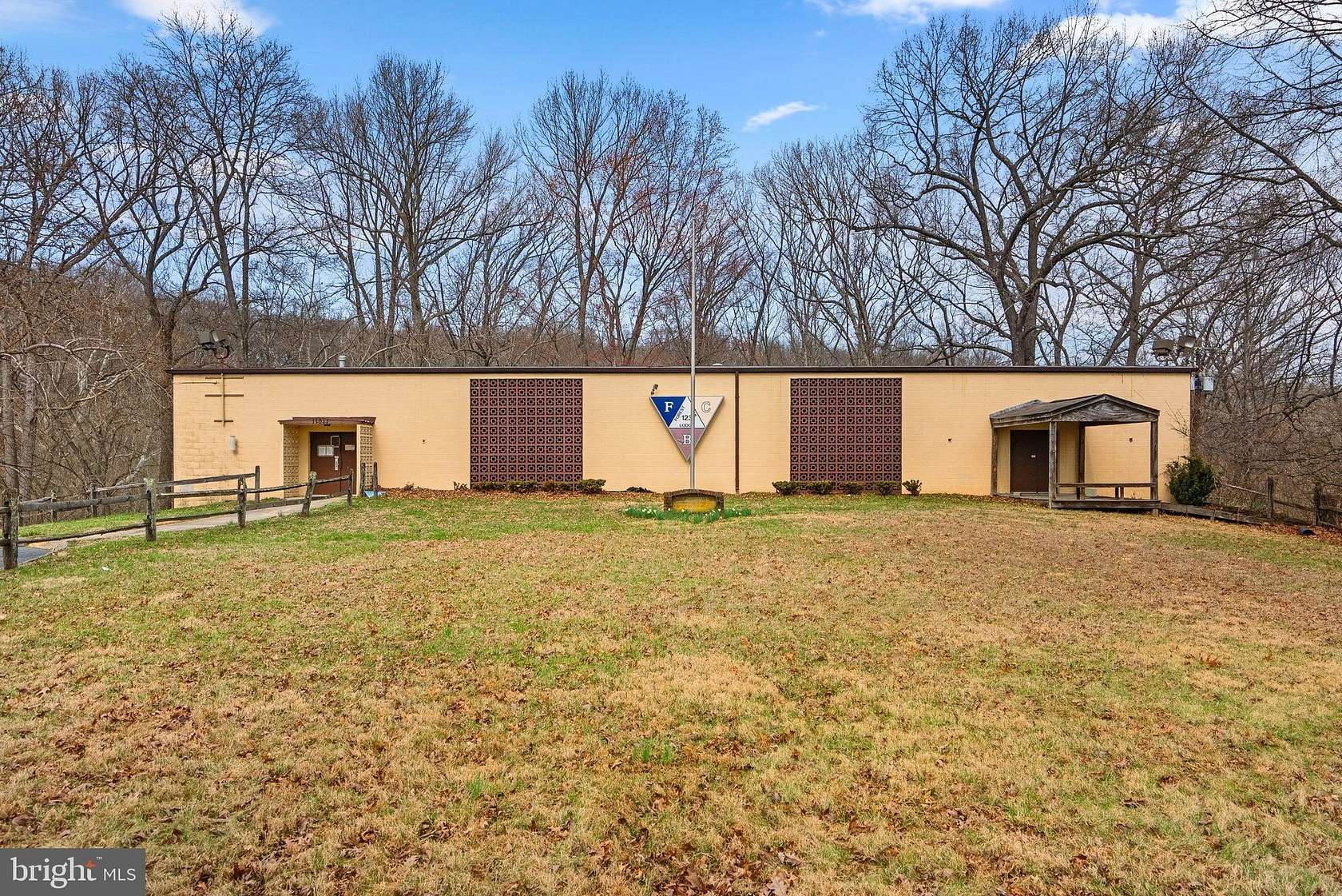 2.35 Acres of Commercial Land for Sale in Gaithersburg, Maryland