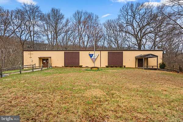 2.35 Acres of Commercial Land for Sale in Gaithersburg, Maryland