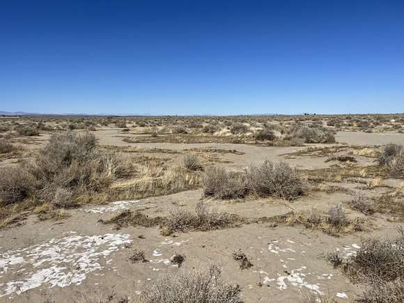20 Acres of Land for Sale in Lancaster, California