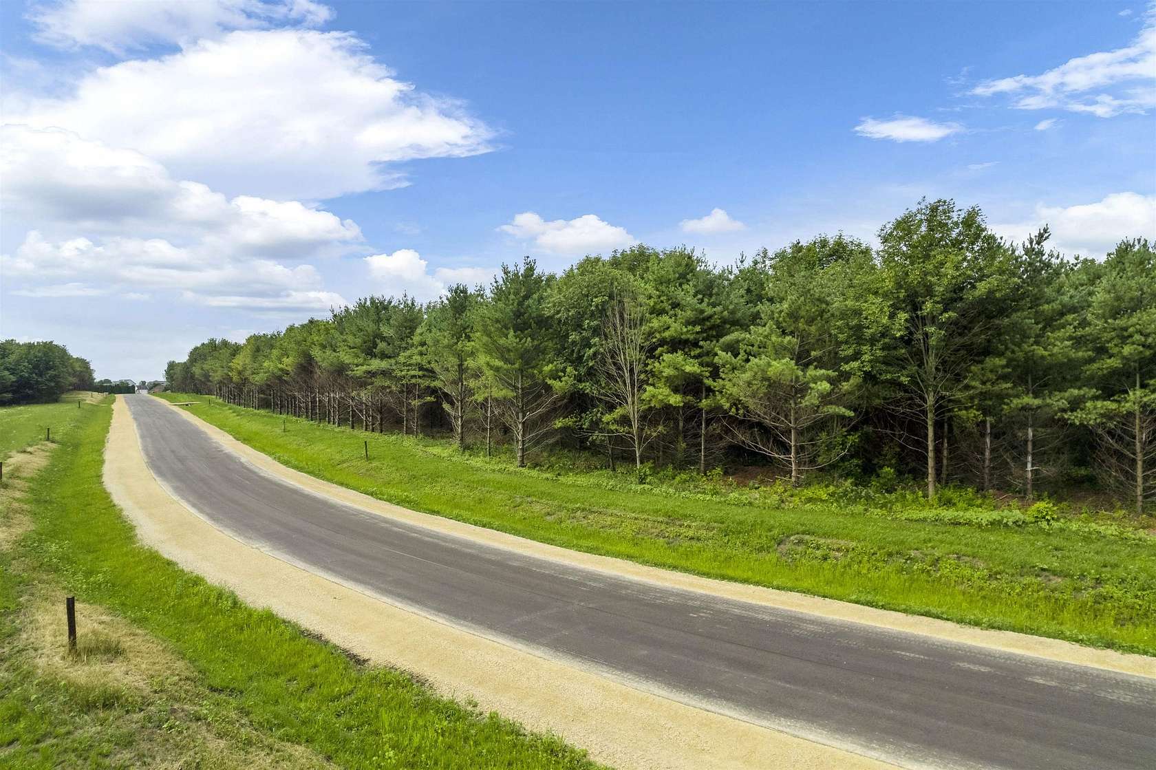 2 Acres of Residential Land for Sale in Dodgeville, Wisconsin