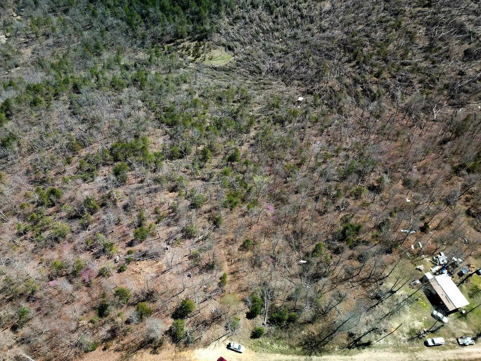 10.7 Acres of Land for Sale in Yellville, Arkansas