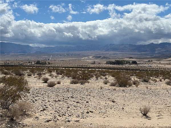 5 Acres of Residential Land for Sale in Twentynine Palms, California