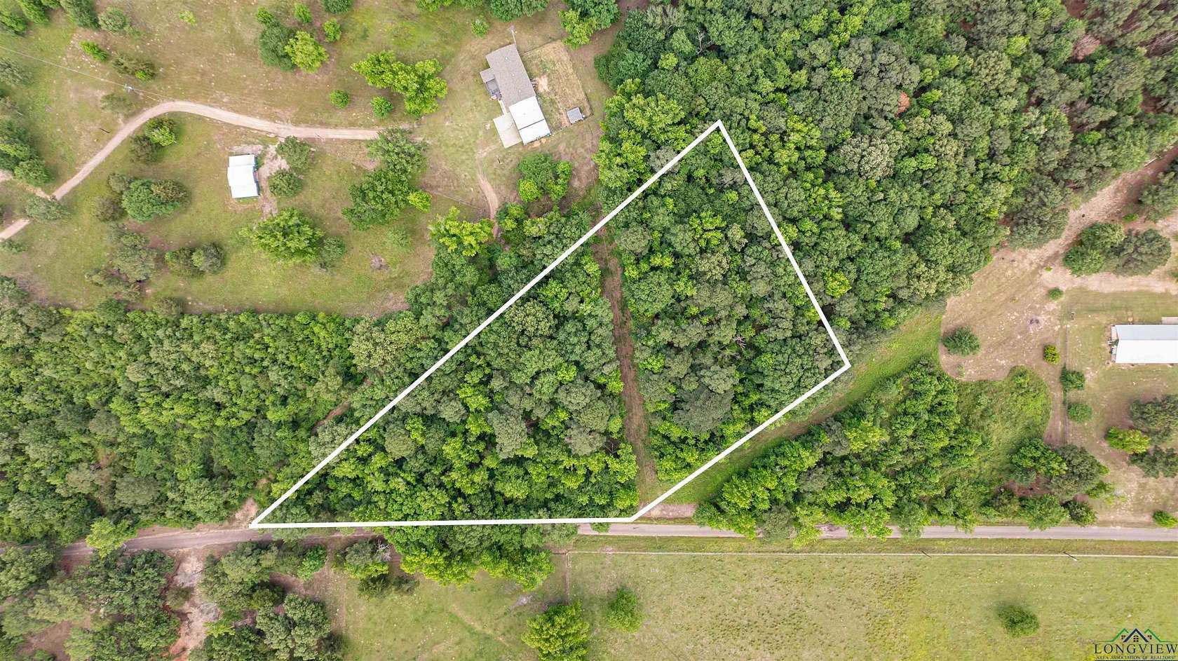3 Acres of Residential Land for Sale in Pittsburg, Texas