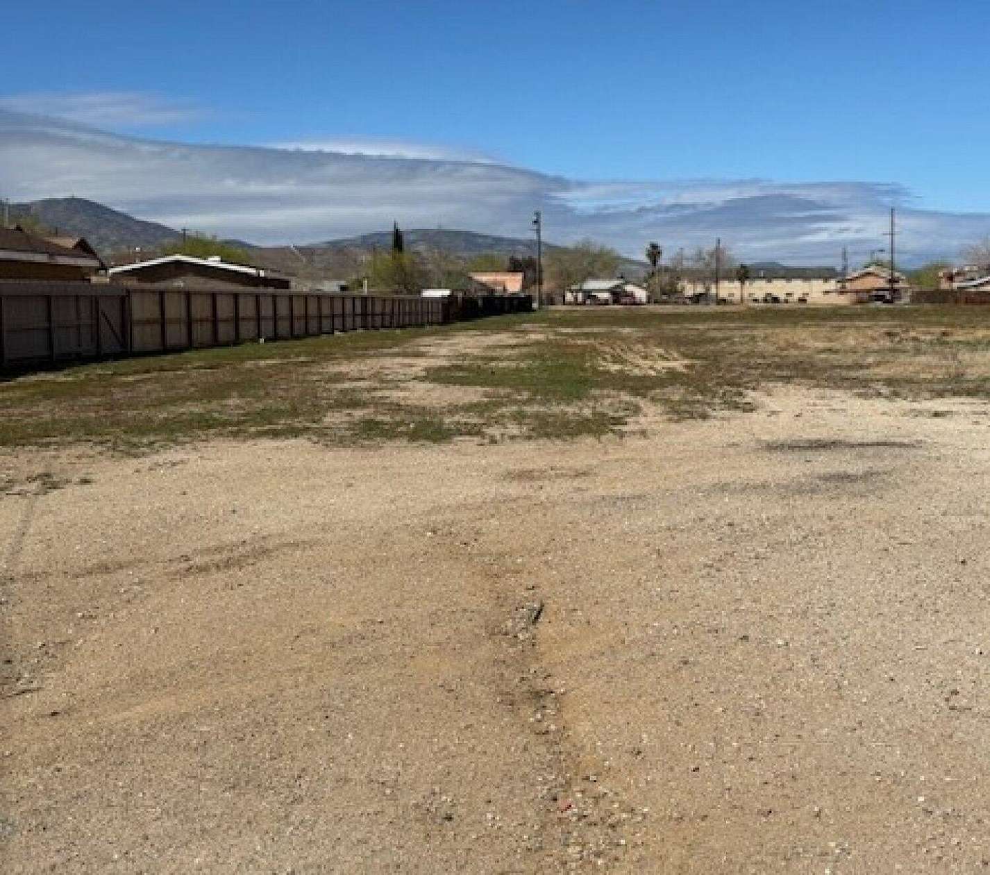 2 Acres of Residential Land for Sale in Palmdale, California