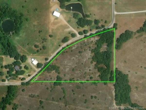 7.25 Acres of Residential Land for Sale in Ardmore, Oklahoma