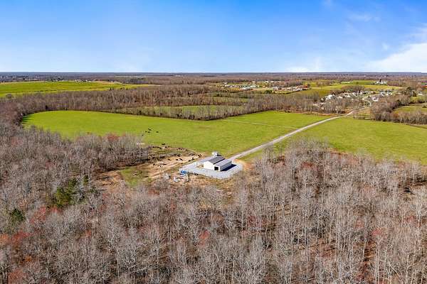 109 Acres of Land for Sale in Bradyville, Tennessee