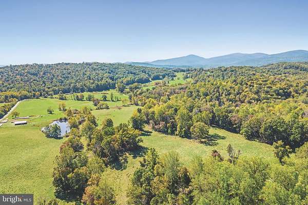 309 Acres of Agricultural Land for Sale in Linden, Virginia
