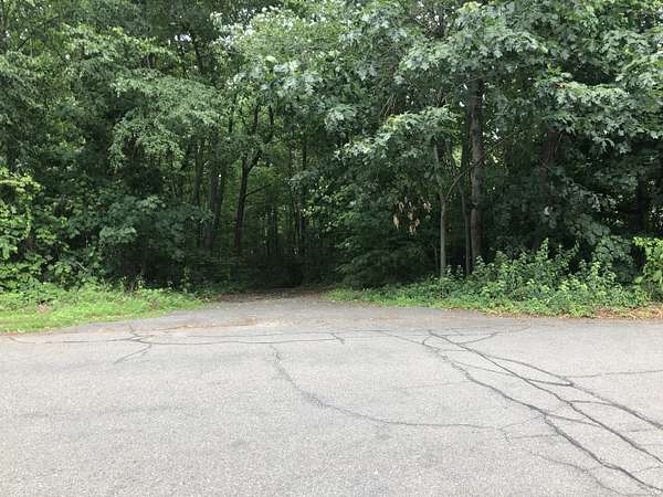 0.43 Acres of Residential Land for Sale in Plymouth, Connecticut