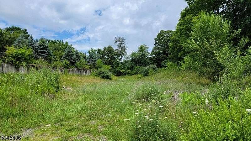 0.75 Acres of Land for Sale in Sparta Township, New Jersey