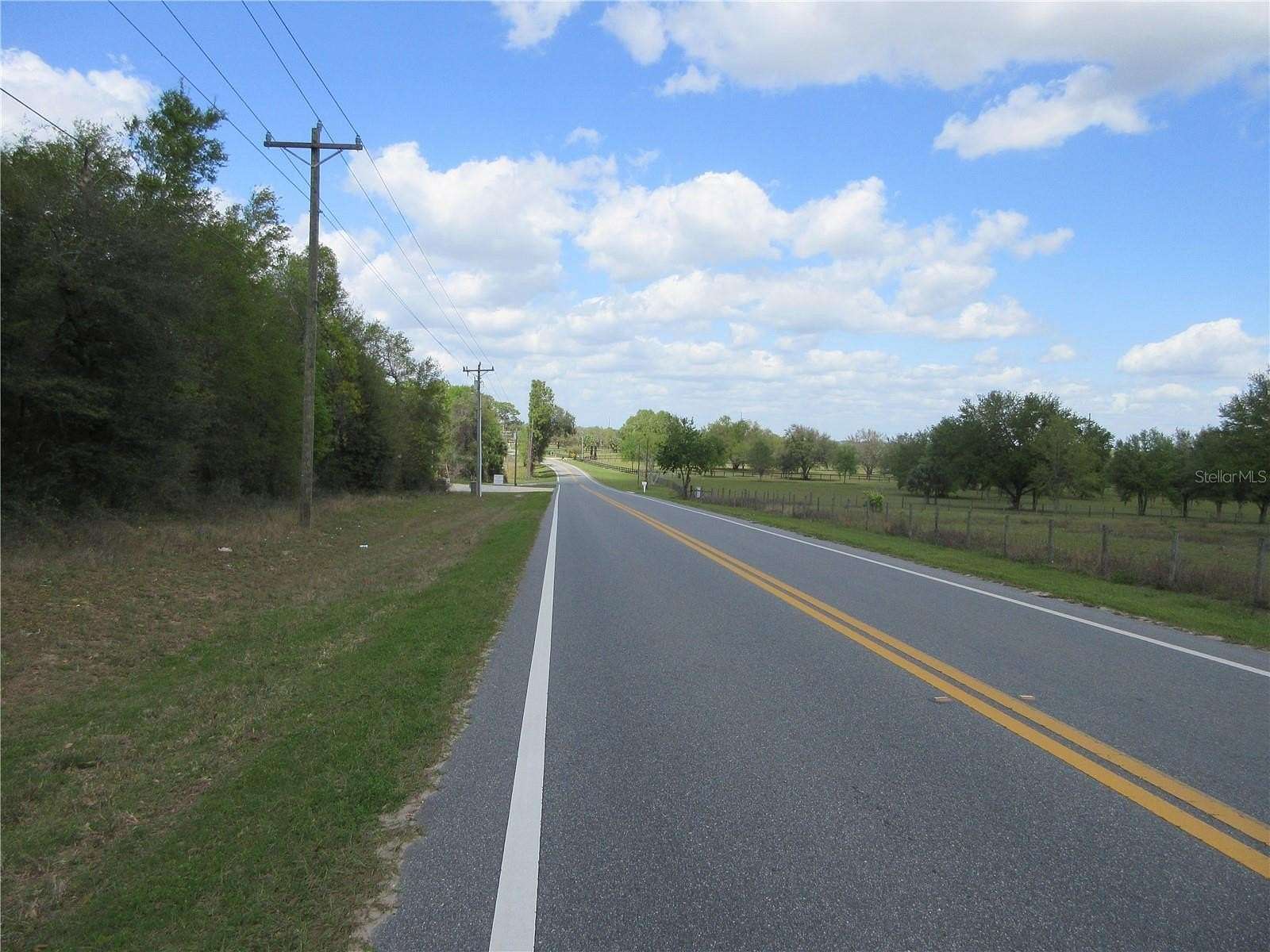 0.28 Acres of Residential Land for Sale in Ocklawaha, Florida