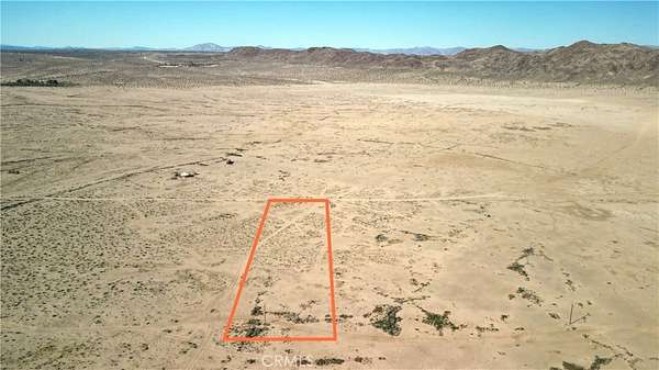 2.5 Acres of Residential Land for Sale in Joshua Tree, California