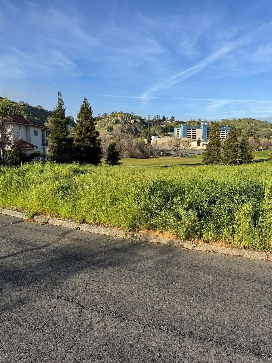 0.33 Acres of Residential Land for Sale in Friant, California