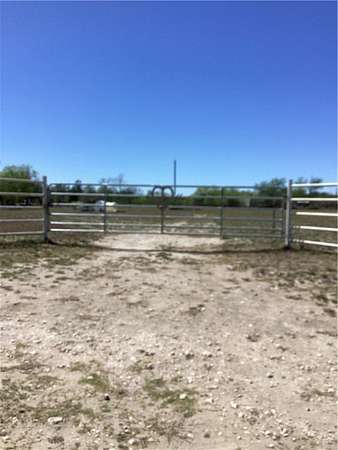 3 Acres of Land for Sale in Benavides, Texas