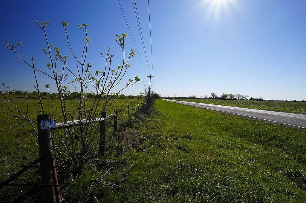 5.47 Acres of Land for Sale in Schulenburg, Texas