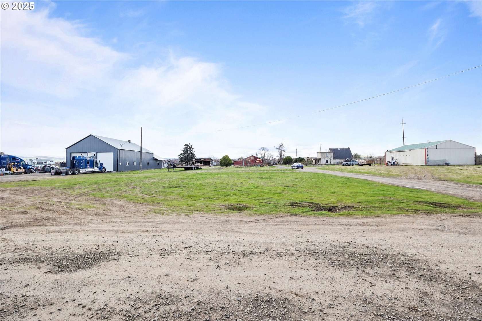 4 Acres of Residential Land with Home for Sale in Milton-Freewater, Oregon