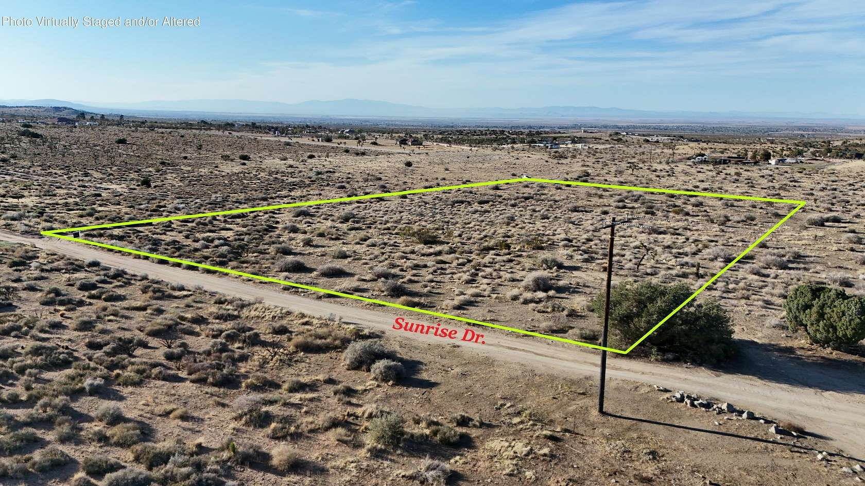5 Acres of Residential Land for Sale in Pearblossom, California