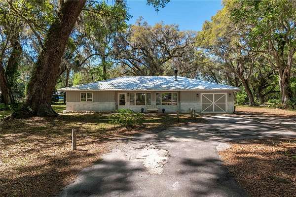 4.44 Acres of Residential Land with Home for Sale in Anthony, Florida