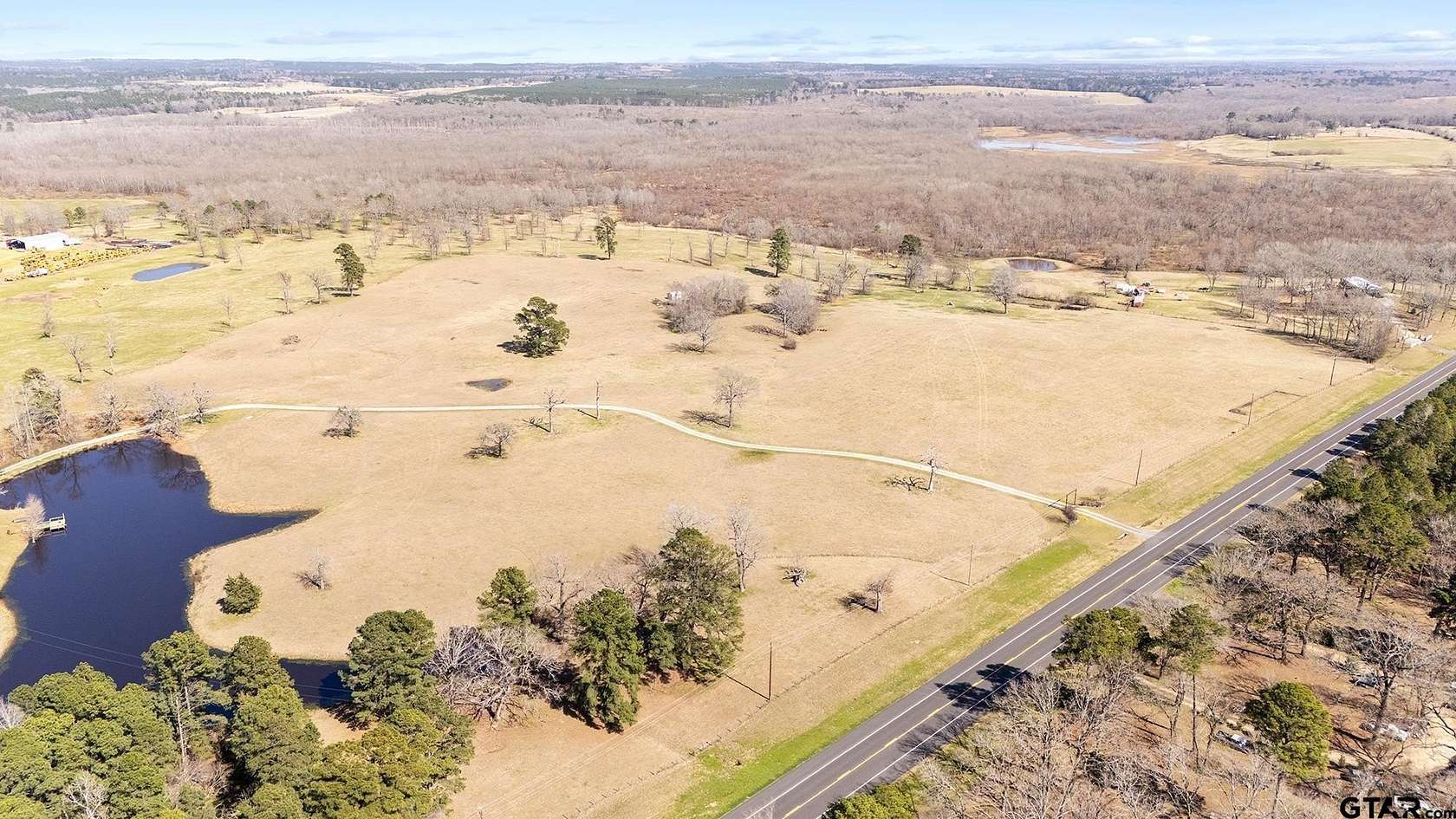 10 Acres of Recreational Land for Sale in Rusk, Texas