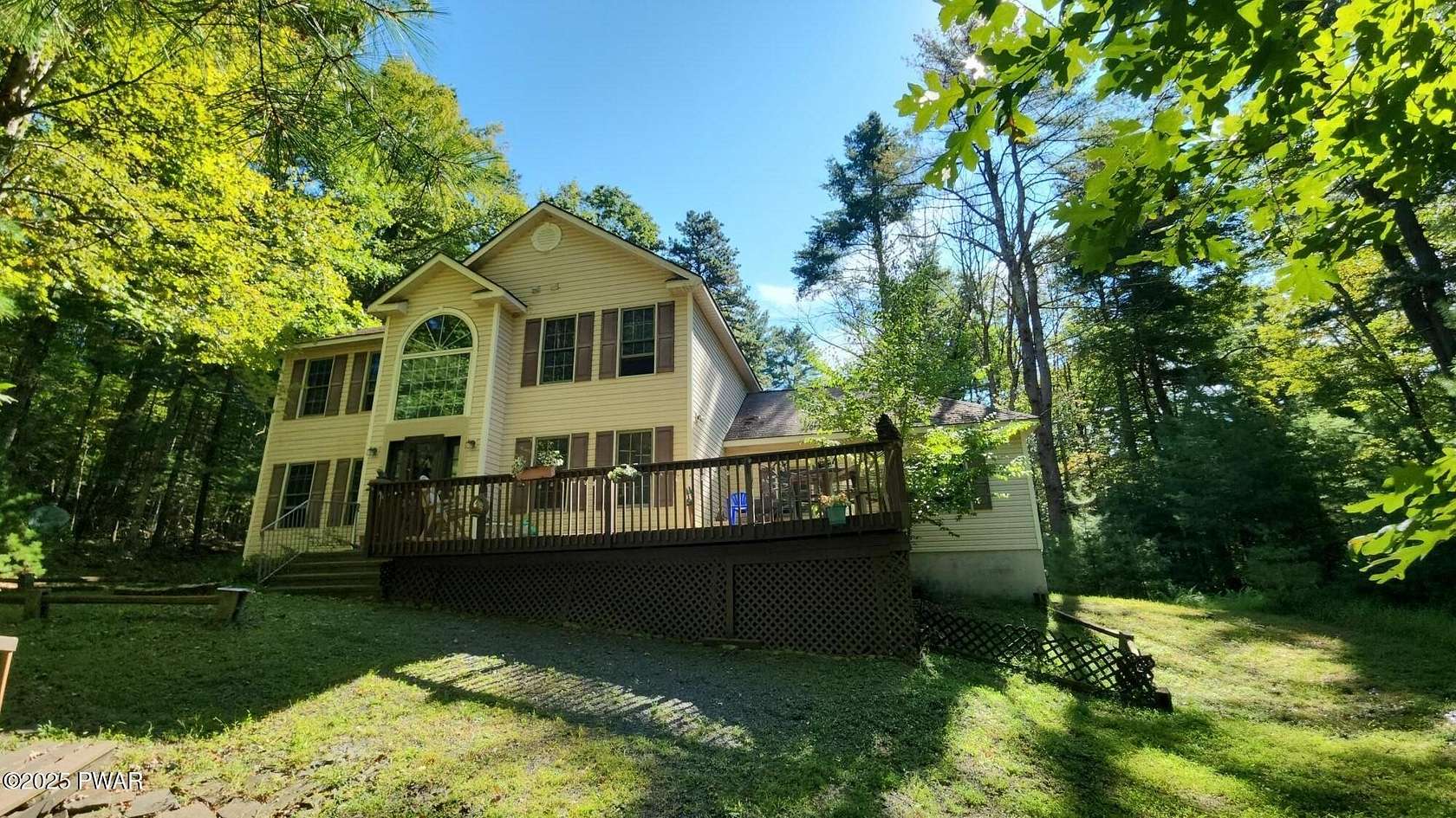 2.12 Acres of Residential Land with Home for Sale in Greeley, Pennsylvania