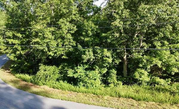1.25 Acres of Residential Land for Sale in Dandridge, Tennessee