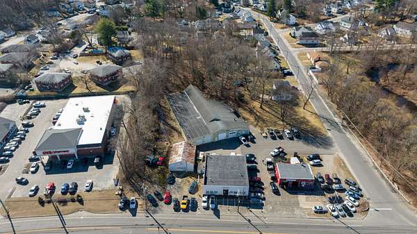 3 Acres of Improved Commercial Land for Sale in Waterbury, Connecticut