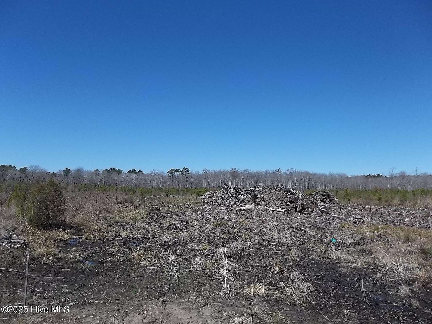 1 Acre of Residential Land for Sale in New Hope, North Carolina