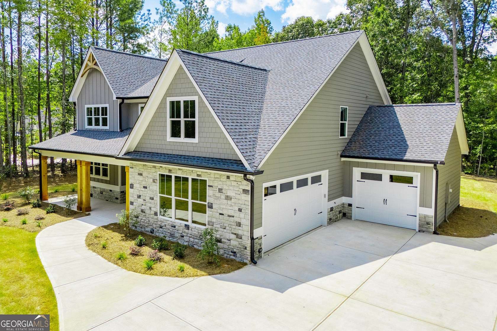 3 Acres of Land with Home for Sale in Douglasville, Georgia