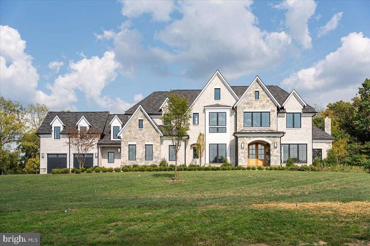 3.1 Acres of Land with Home for Sale in Middleburg, Virginia