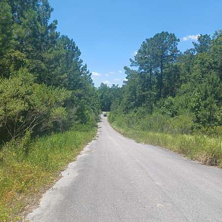 2 Acres of Residential Land for Sale in DeFuniak Springs, Florida