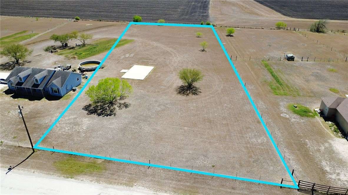 1.5 Acres of Residential Land for Sale in Orange Grove, Texas