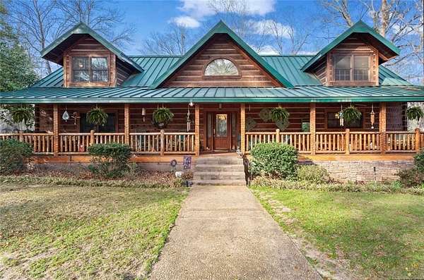 1.84 Acres of Residential Land with Home for Sale in Georgetown, Georgia