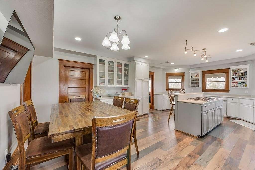 30 Acres of Land with Home for Sale in Red Oak, Texas