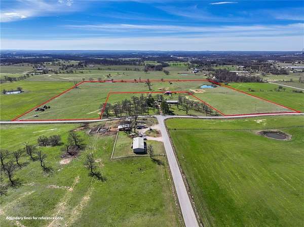 29.8 Acres of Land for Sale in Gentry, Arkansas
