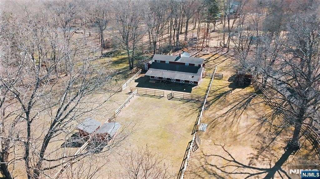3 Acres of Residential Land with Home for Sale in Saddle River, New Jersey