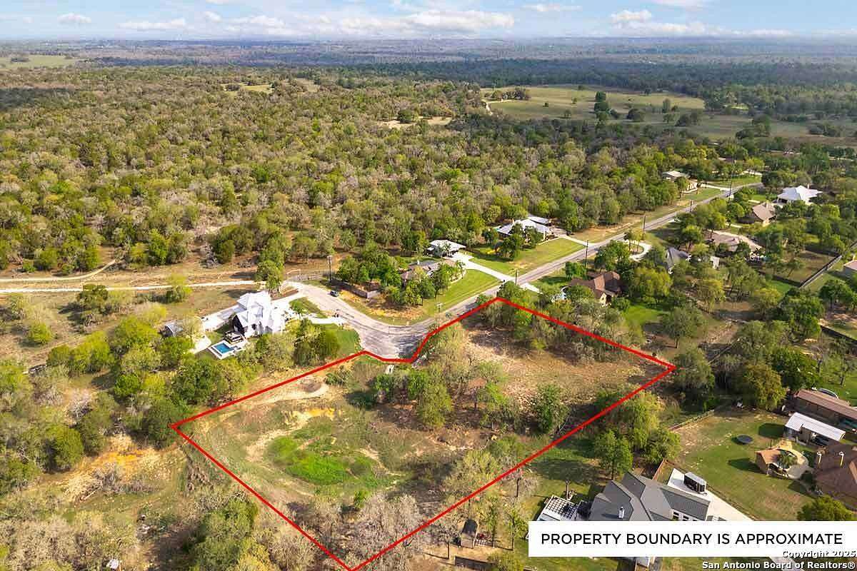 2.45 Acres of Residential Land for Sale in La Vernia, Texas