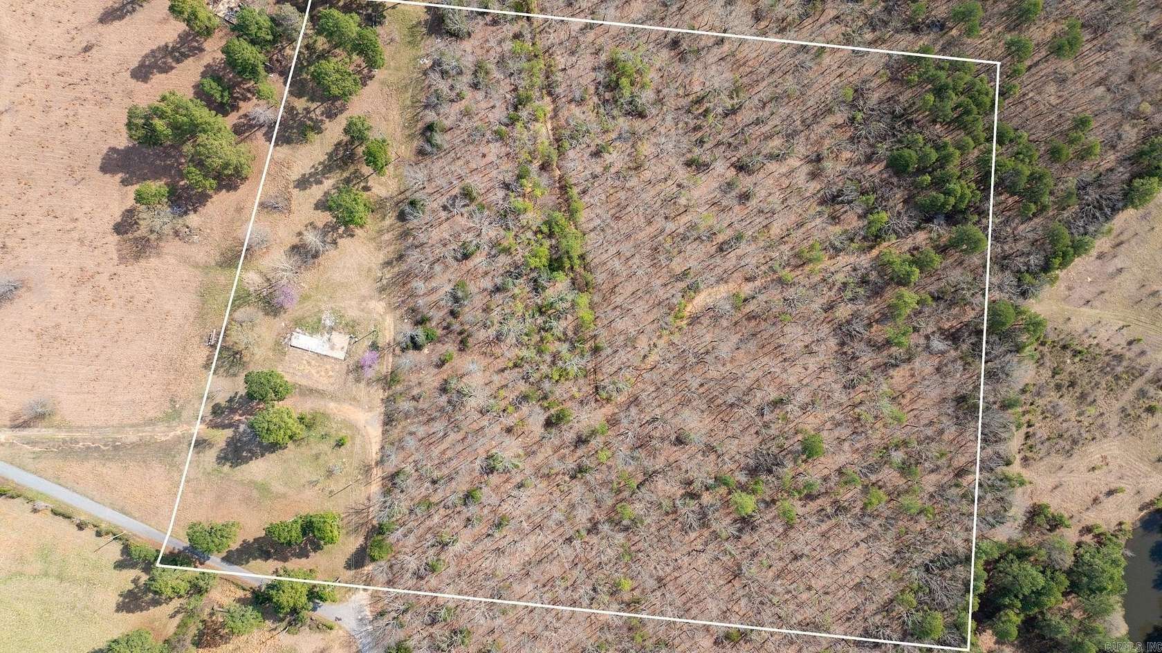 11.7 Acres of Land for Sale in Greenbrier, Arkansas