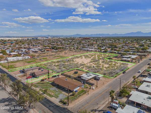 3 Acres of Residential Land for Sale in Tucson, Arizona