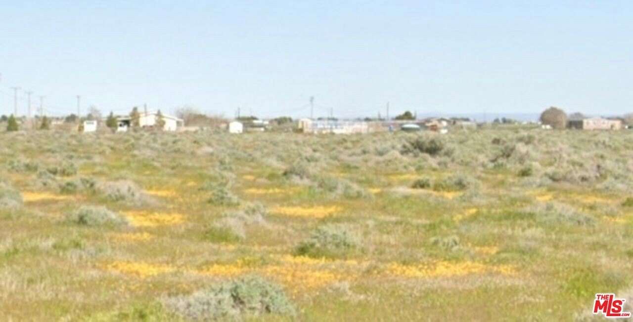2.5 Acres of Residential Land for Sale in Rosamond, California