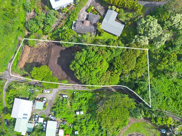 1 Acre of Residential Land for Sale in Holualoa, Hawaii
