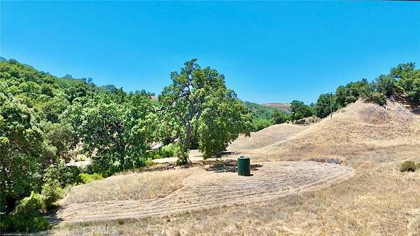 85.7 Acres of Recreational Land for Sale in Bradley, California