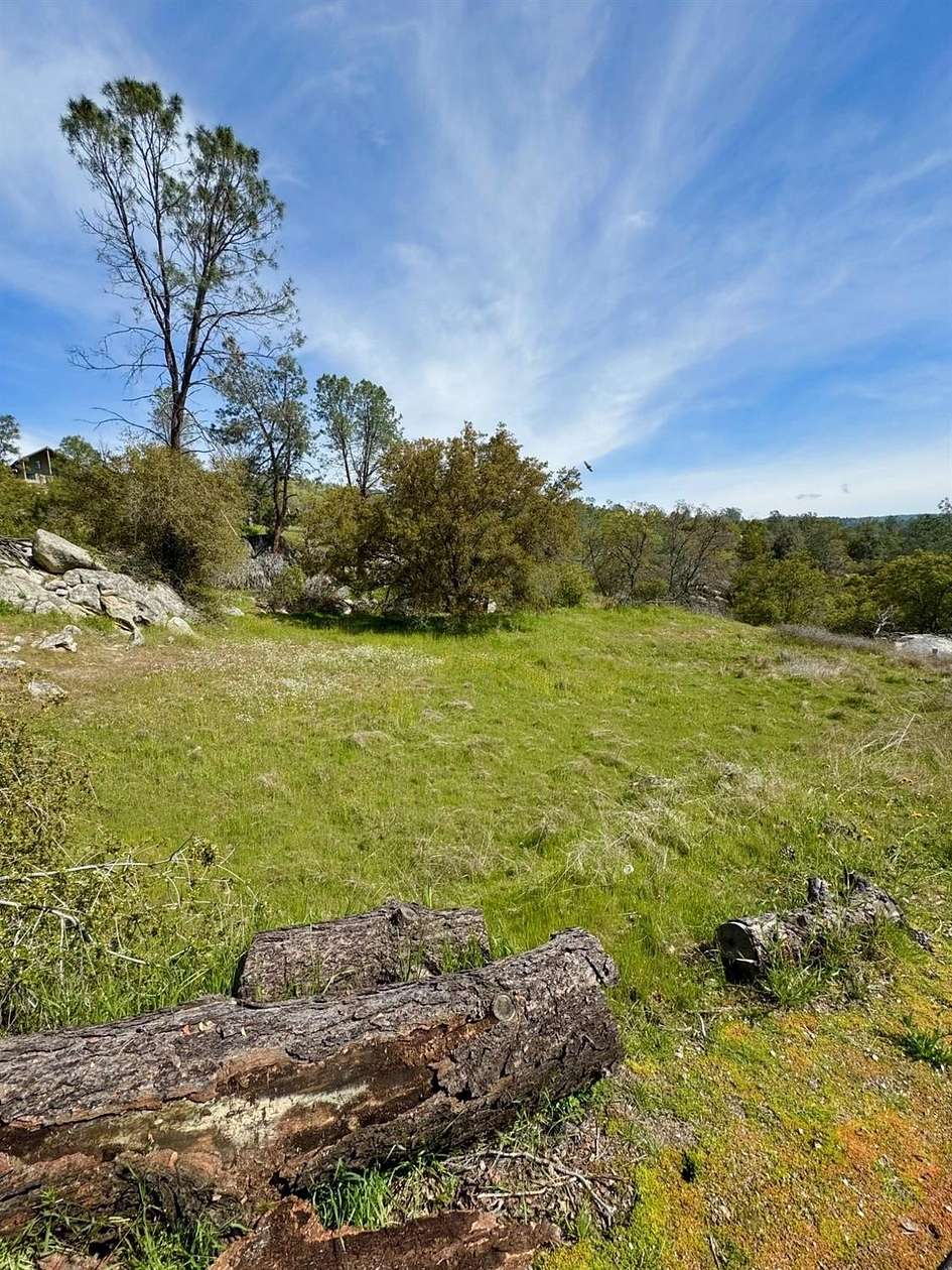 1.85 Acres of Residential Land for Sale in Coarsegold, California