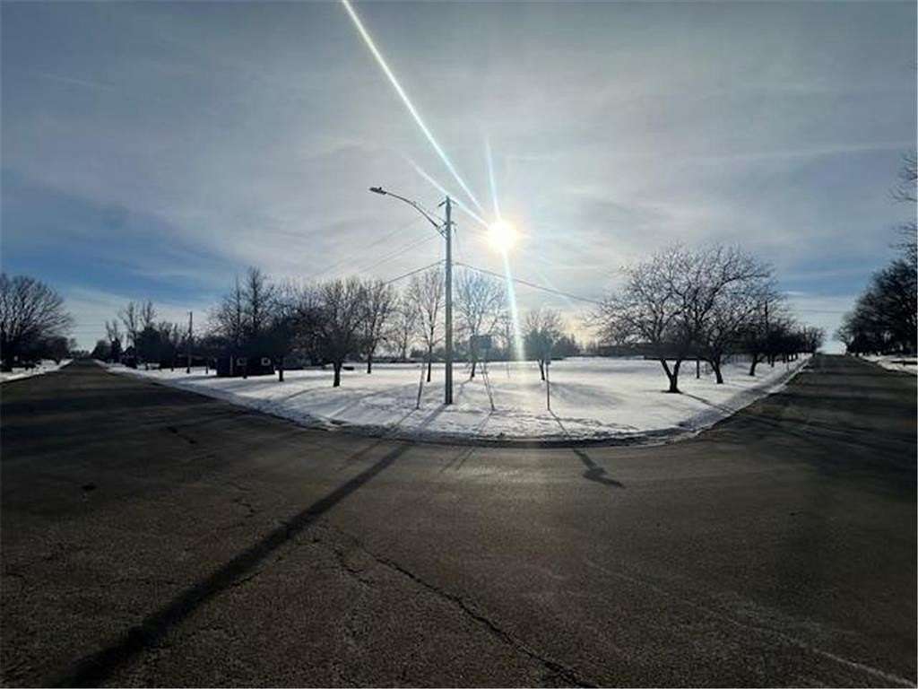 0.32 Acres of Residential Land for Sale in Wanamingo, Minnesota