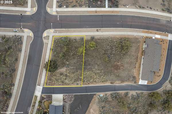 0.16 Acres of Residential Land for Sale in Madras, Oregon
