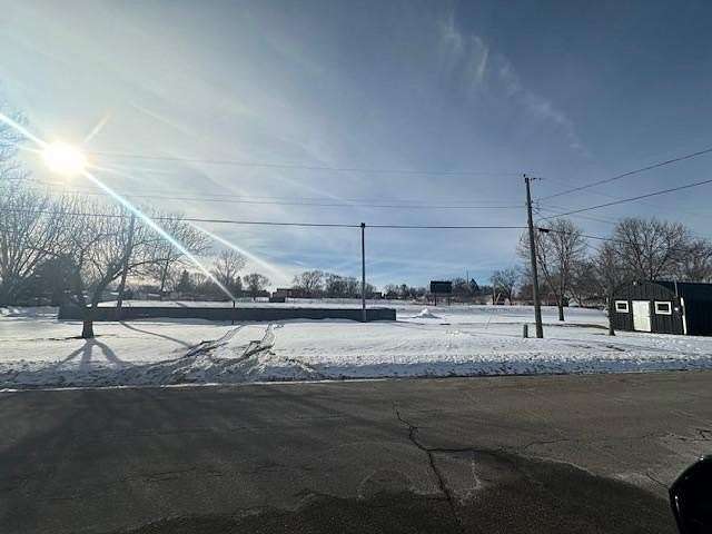 0.32 Acres of Residential Land for Sale in Wanamingo, Minnesota