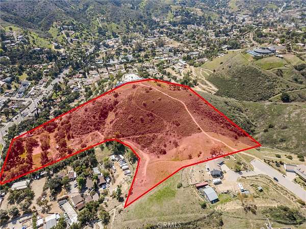13.5 Acres of Land for Sale in Sunland, California