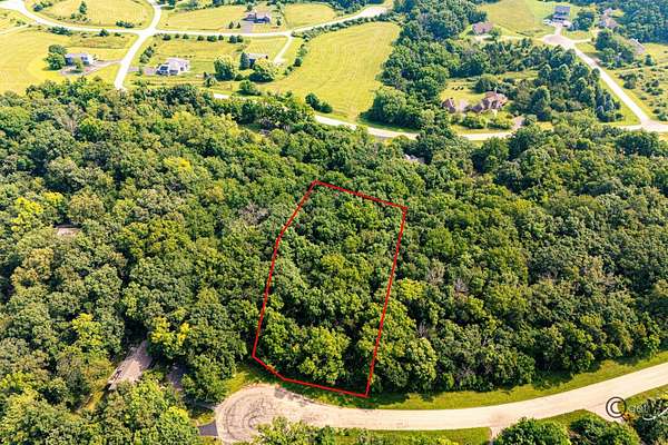 1.34 Acres of Residential Land for Sale in Galena, Illinois
