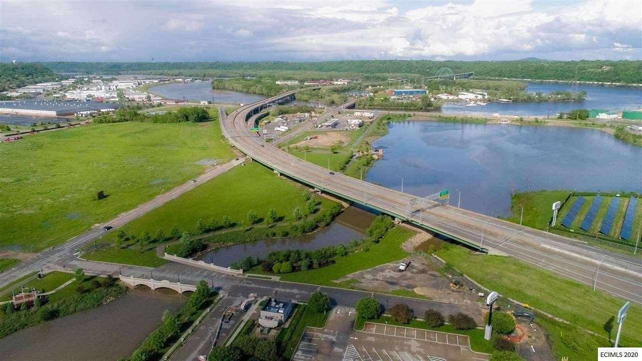 2.8 Acres of Commercial Land for Sale in Dubuque, Iowa